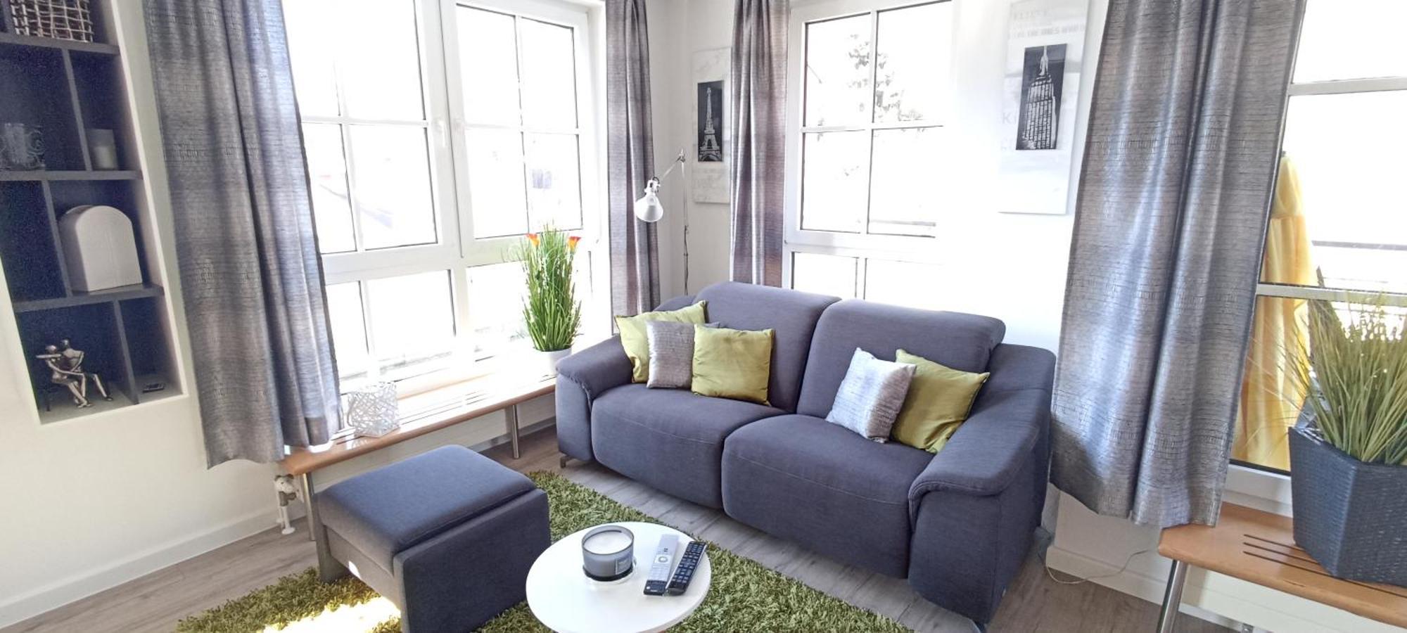 Grosszuegiges Helles Penthouse -Komplette Etage- Mit Balkon Und Stellplatz In Ruhiger Lage Kulmbach Buitenkant foto