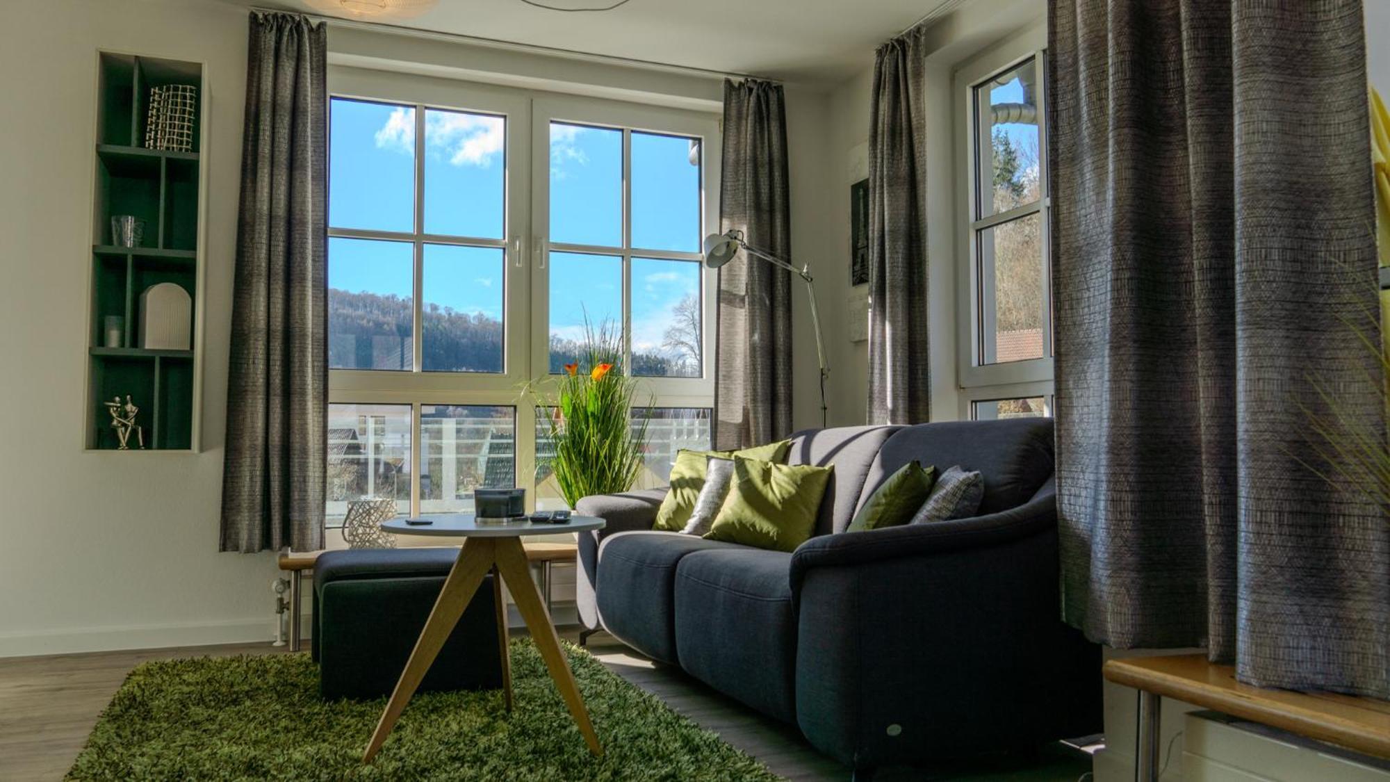 Grosszuegiges Helles Penthouse -Komplette Etage- Mit Balkon Und Stellplatz In Ruhiger Lage Kulmbach Buitenkant foto