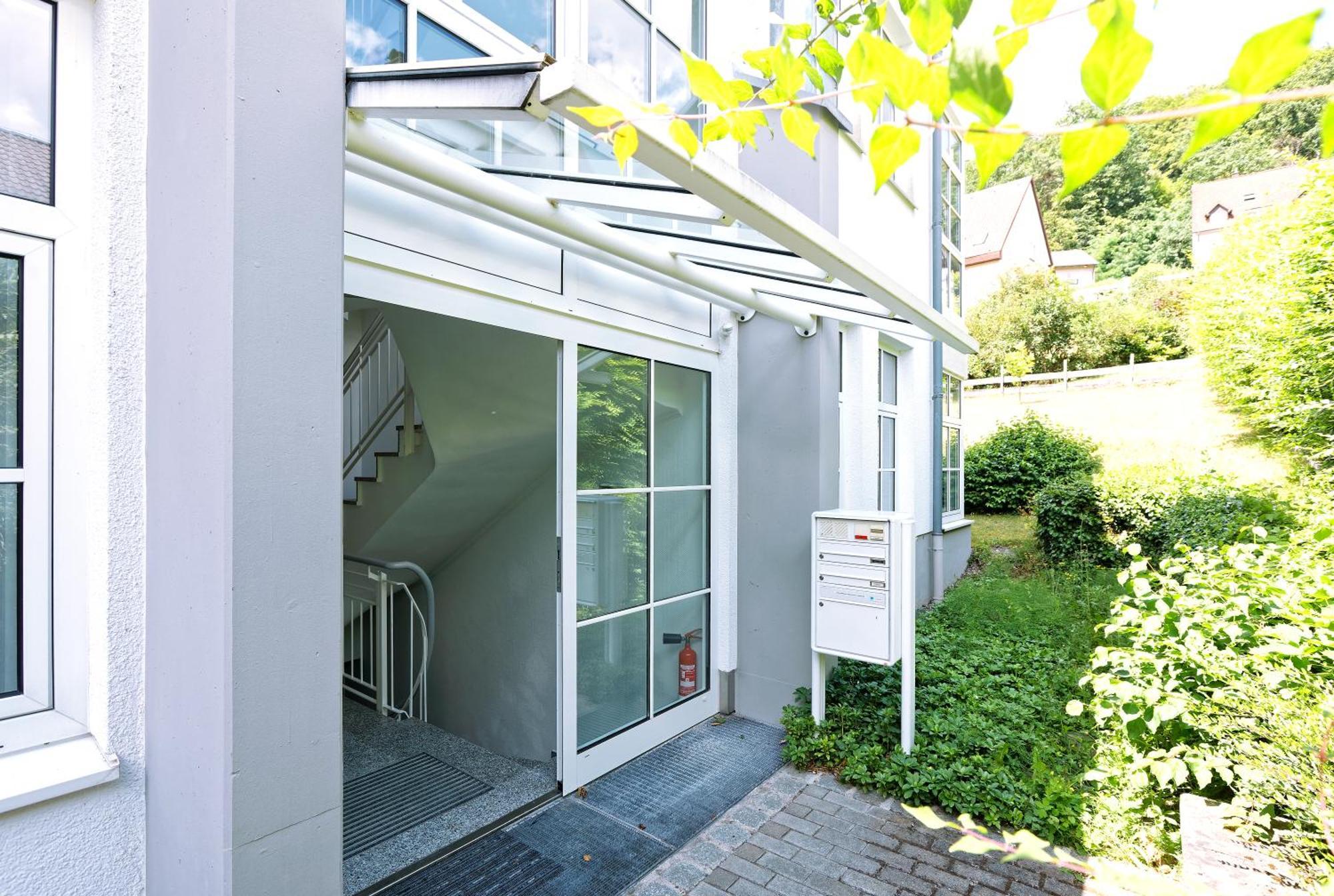 Grosszuegiges Helles Penthouse -Komplette Etage- Mit Balkon Und Stellplatz In Ruhiger Lage Kulmbach Buitenkant foto
